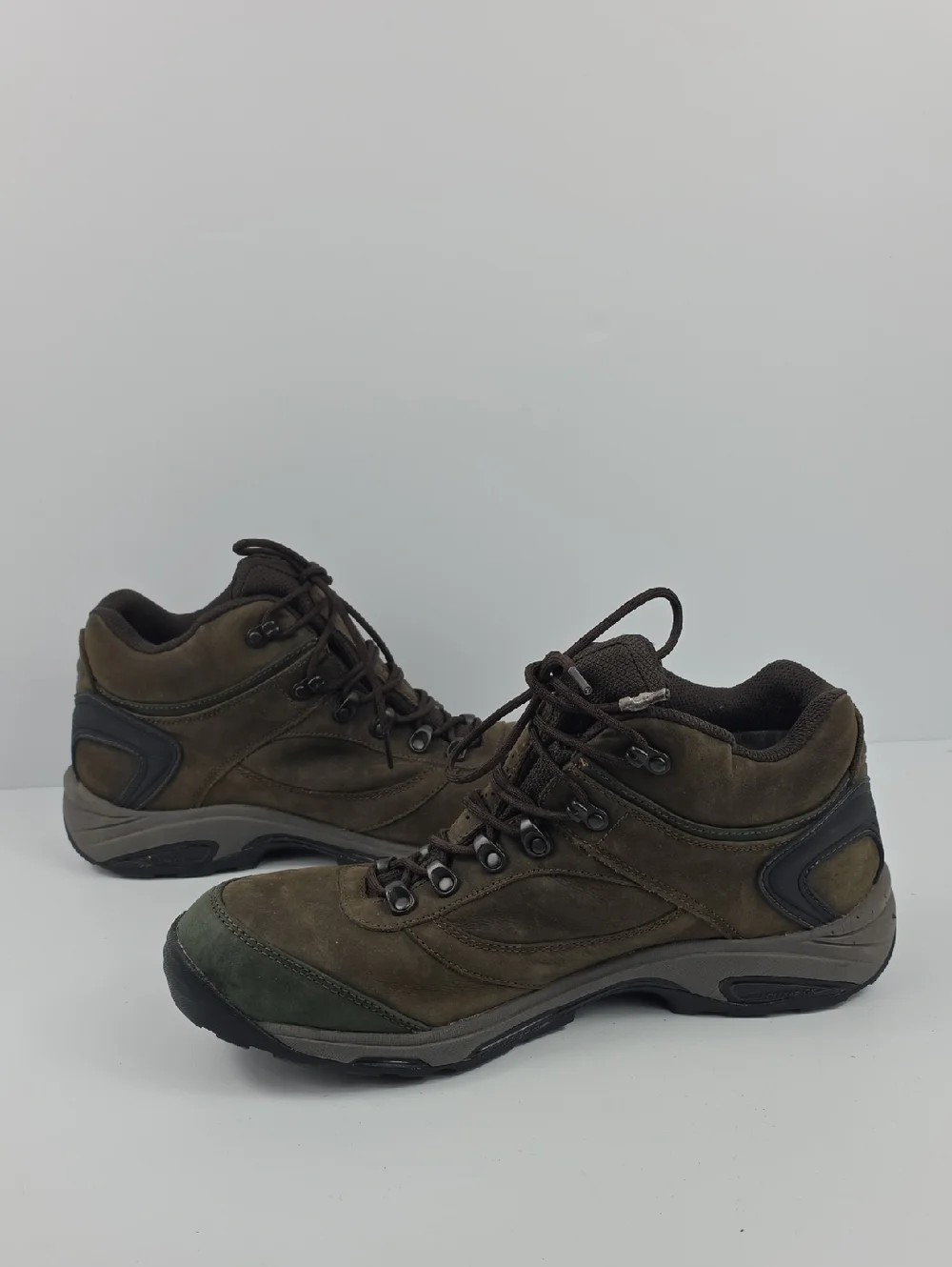 New Balance 978 Mid Gore-Tex Men's Hiking Boots Size 14
